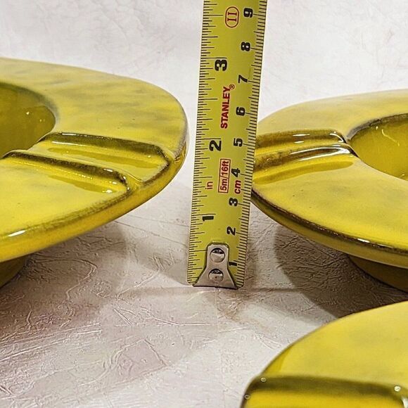 Set of 3 Vtg MC Italy 9"/ 7"/ 6.75" PV Peasant Village Pottery Yellow Ashtrays - Picture 5 of 16